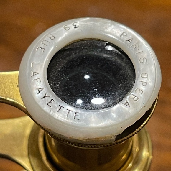 Antique French Opera Mother of Pearl glasses/binoculars - Picture 8 of 8